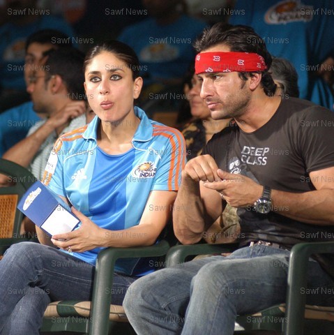 KareenaSaifMumbai-Indians20Apr2008.jpg