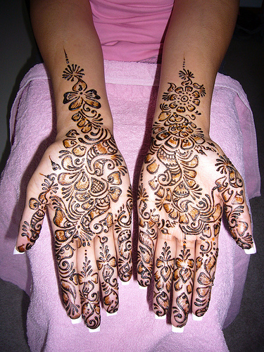 Arabis Mehndi Design....jpg