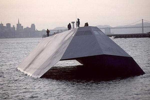 sea-shadow-stealth-yacht_1.jpg