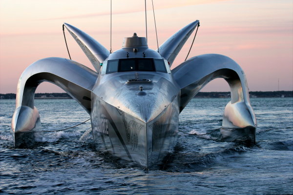 earthrace-biodiesel-powerboat_1.jpg