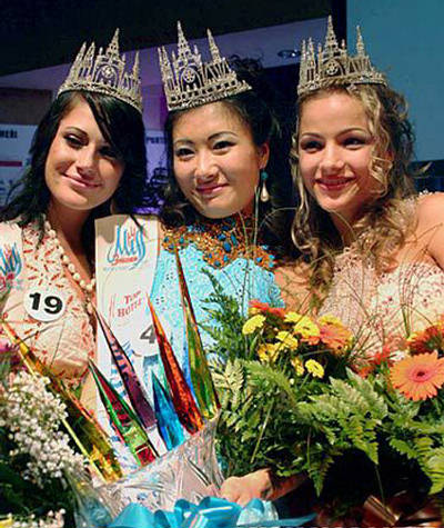 Miss World Among The Deaf.jpg