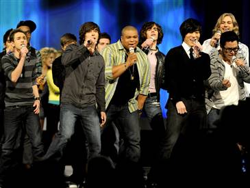 100304-ent-idolgroup-hmed.h2.jpg