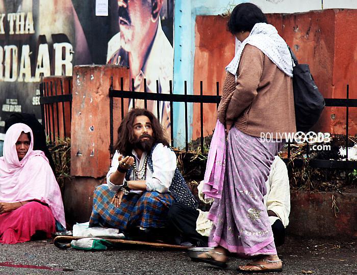 Vidya Balan as a beggar in Bobby Jasoos.jpg