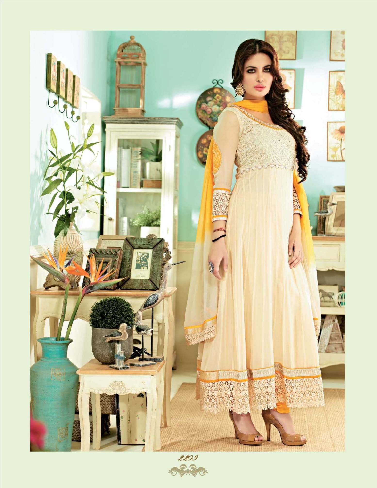 Creamy-Georgette-Anarkali-Suit.JPG