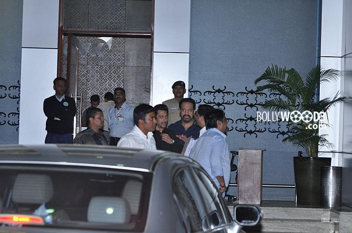Salman_Khan_returns_from_Jodhpur_Hearing 3.jpg